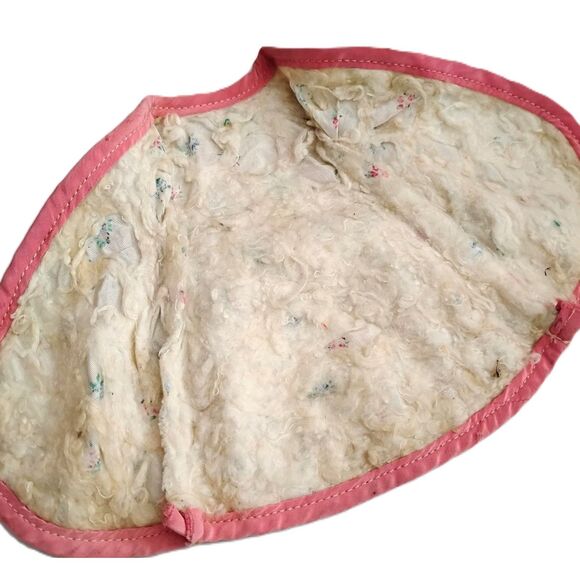 Vintage 40s 50s Quilted Doll Robe with Pink Binding for 8 or 9 Inch Fashion Doll - Picture 4 of 4